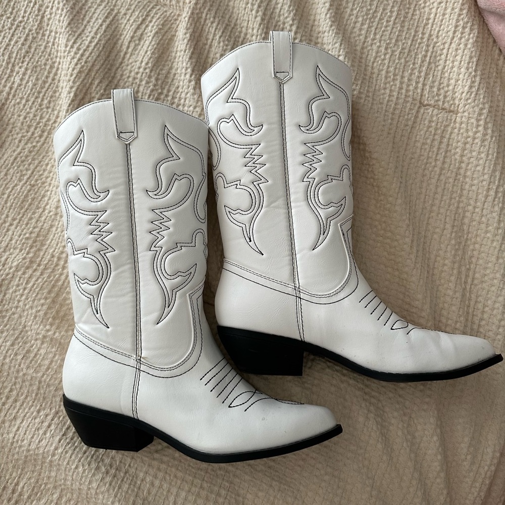 White Cowgirl Boots